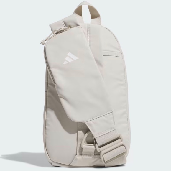 ESSENTIALS 3 SLING BAG - Picture 2 of 6